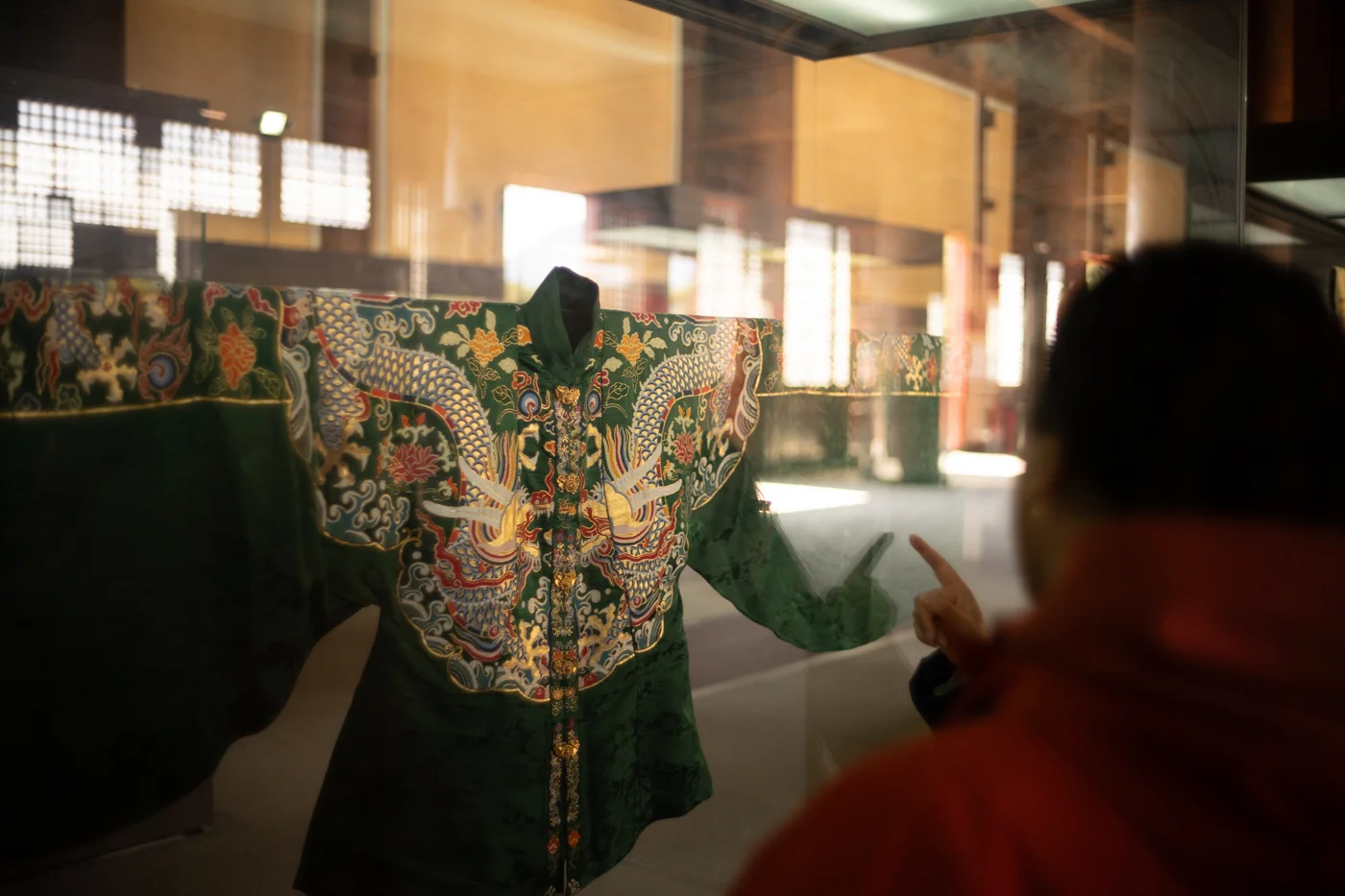 Voigtlander Nokton 35mm f/1.4 II MC lens